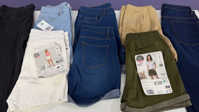 Джинсові шорти, бриджі та легінси жіночі Mix brand 1025-068658 1025-068658 фото