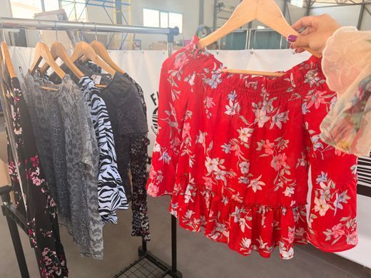 Блуза жіноча H&M (DIVIDED) DF26-071877 DF26-071877 фото